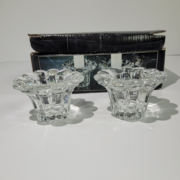 Forever Crystal Flower Candleholders Set of 2 NIB Vintage - Picture 2 of 8